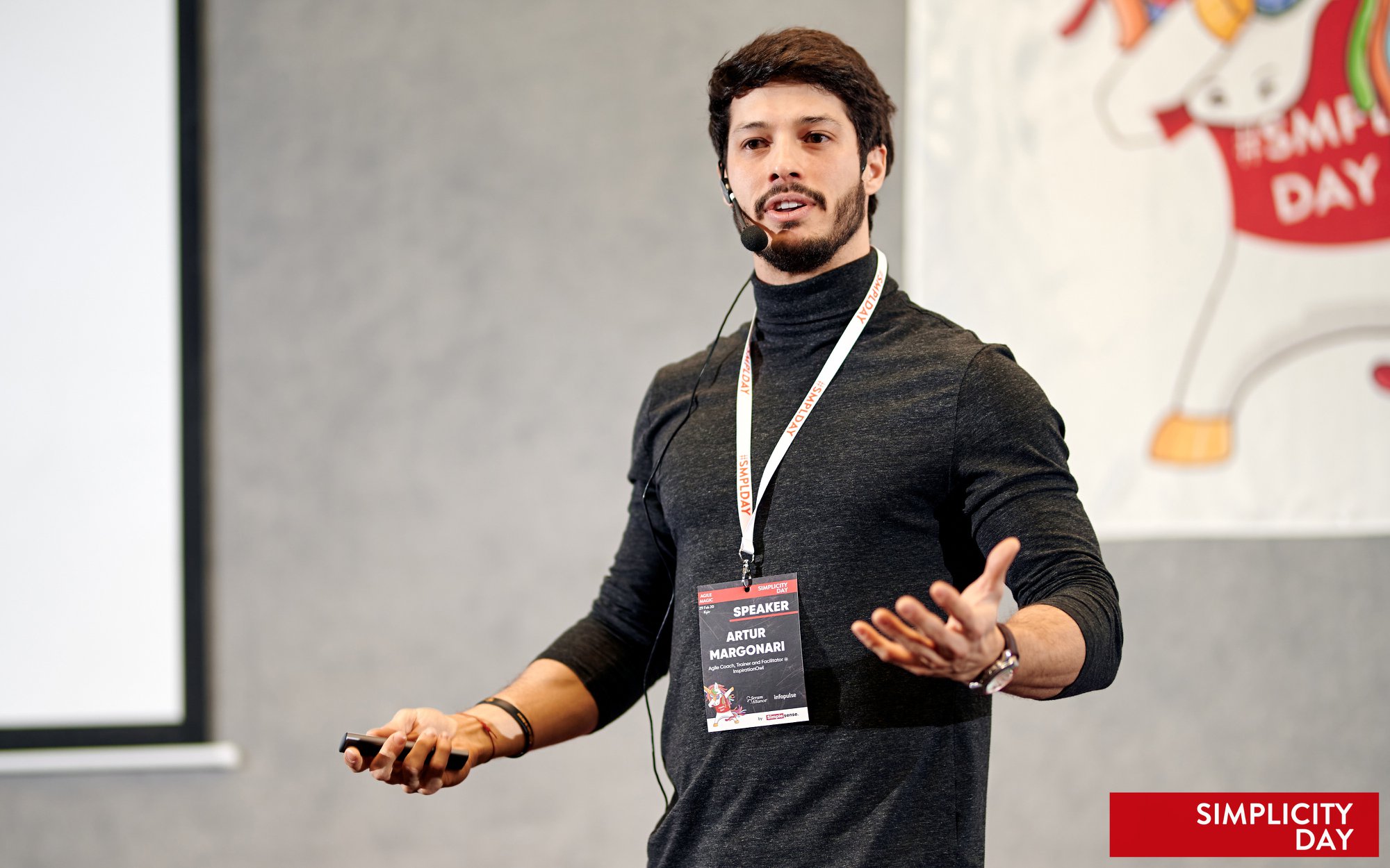 Artur facilitating a group workshop